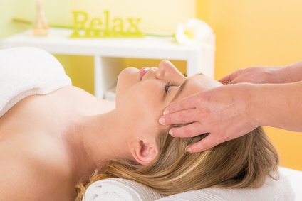 Gesichtsmassage
